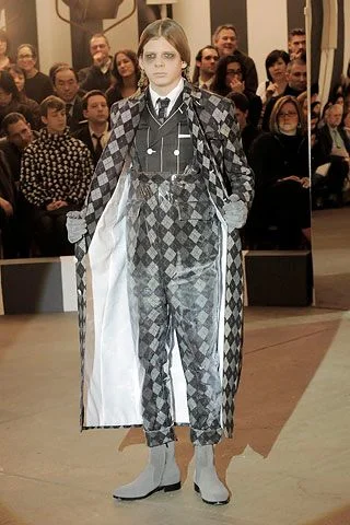 Look 32